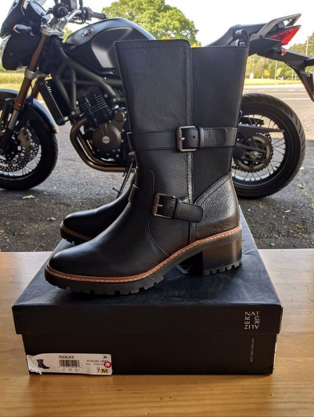 Naturalizer Tex Women's Black Leather Combat Boots Size 7 New With Minor Defect